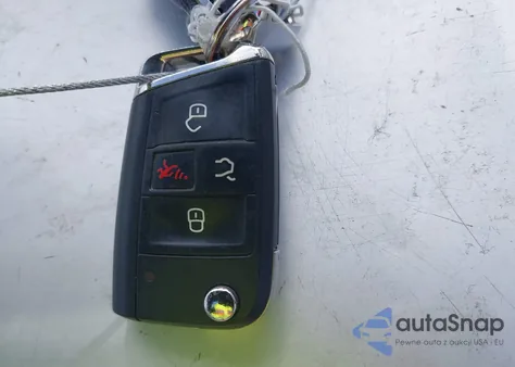 2021 Volkswagen Tiguan 2.0T Se/2.0T Se R-Line Black/2.0T Sel z USA, uszkodzony, nr VIN 3VV3B7AX2MM108989